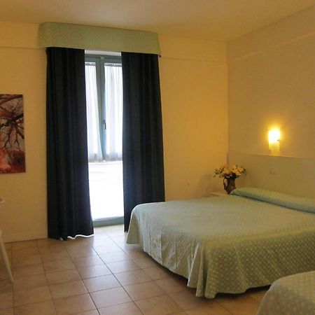 Lieta Sosta Otel Colfiorito Oda fotoğraf